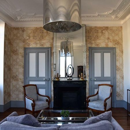 Au Miracle Du Pain Dore Villa โบน ภายนอก รูปภาพ